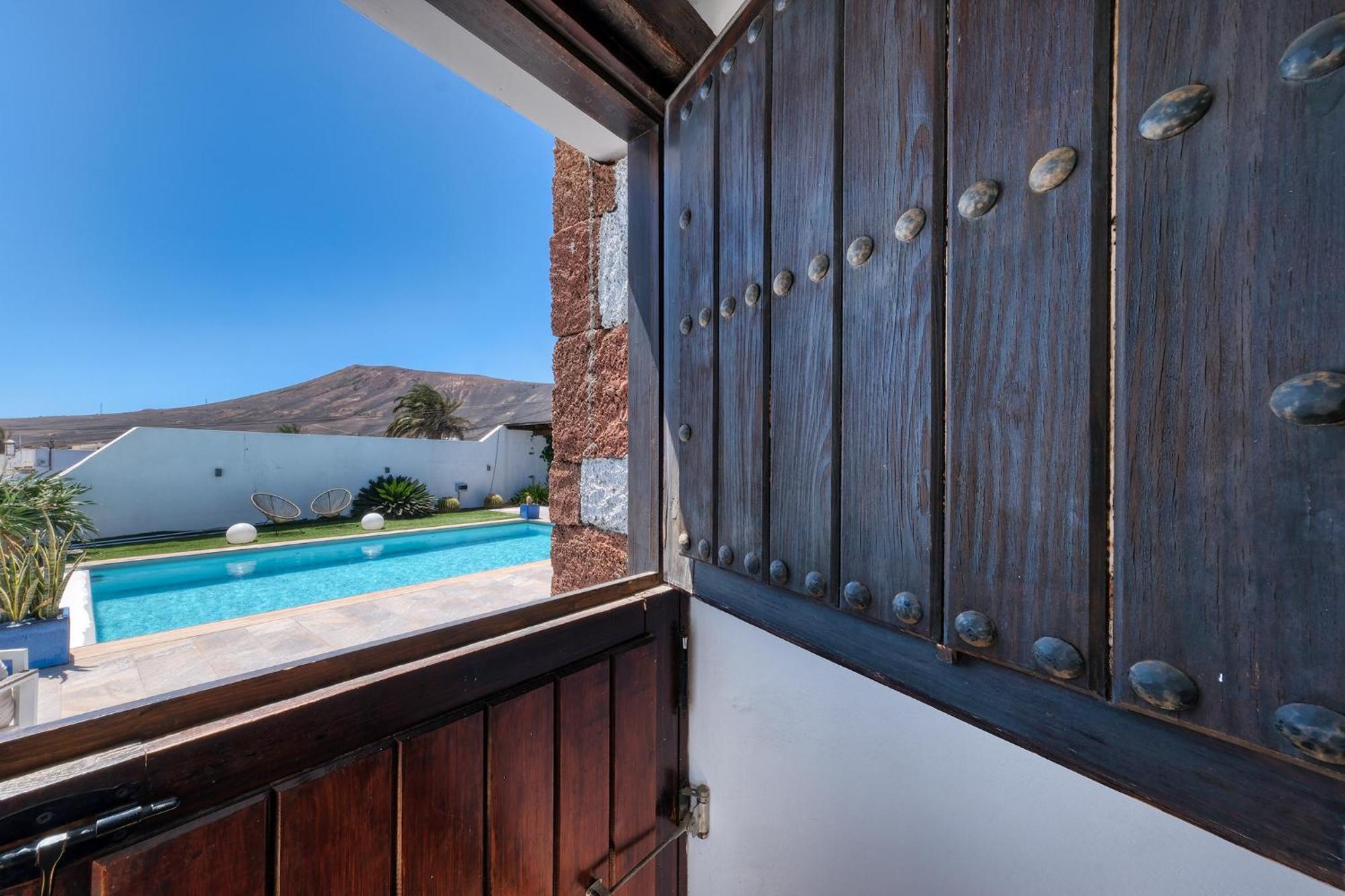 Villa Macher Piscina Y Bar Piscina Tías Eksteriør billede